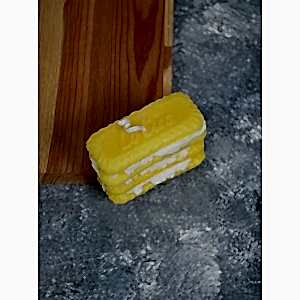 Kremalı Lotus Biskivü Mum Dekoratif Kokulu Mum Sarı